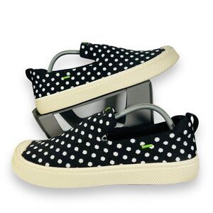 Cariuma IBI Slip-on Knit Sneakers Black Polka Dot Men's 10.5 Women's 12